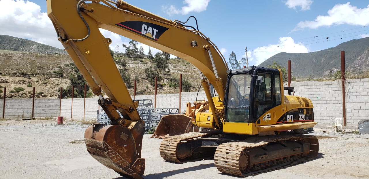 Excavadoras  Caterpillar 320C (Guayaquil)